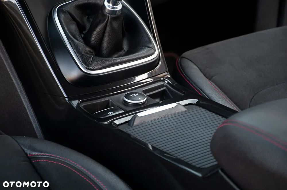 Ford Kuga 1.5 EcoBoost FWD ST-Line ASS MMT6 - 20