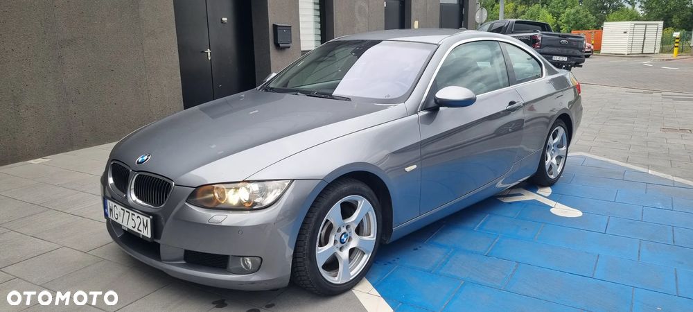 BMW Seria 3 325xi - 2