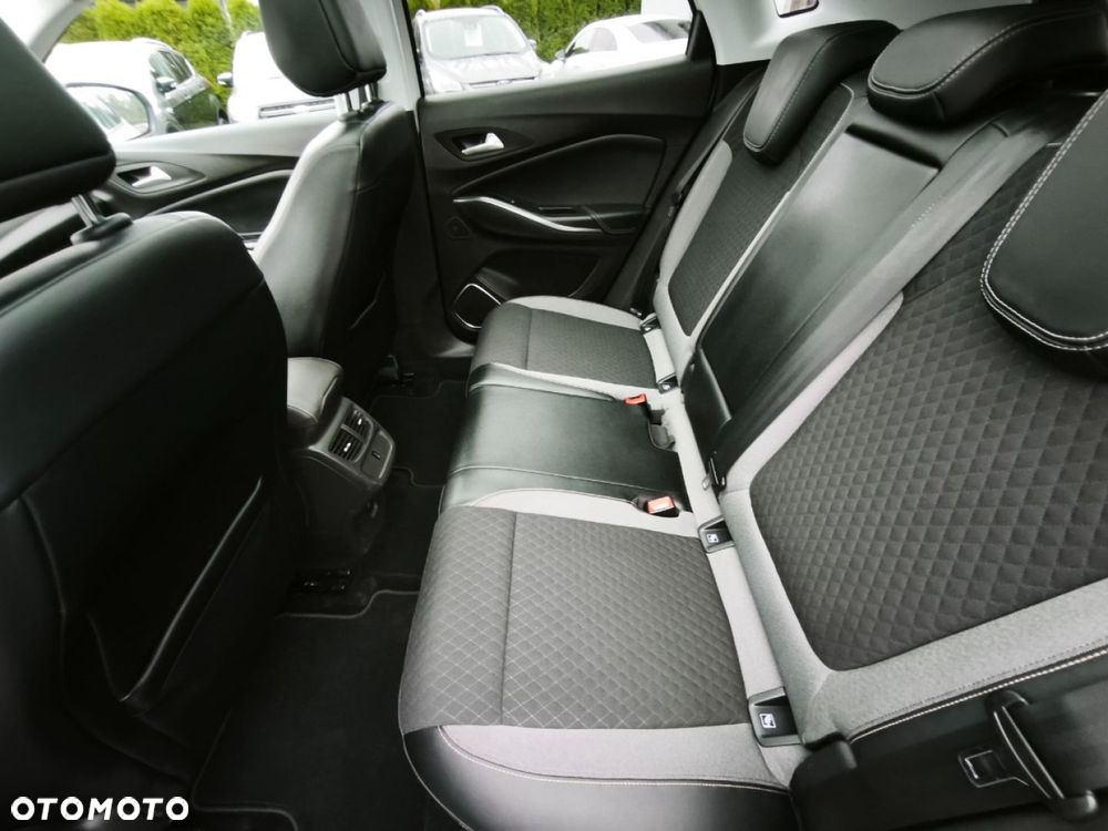 Opel Grandland X - 17