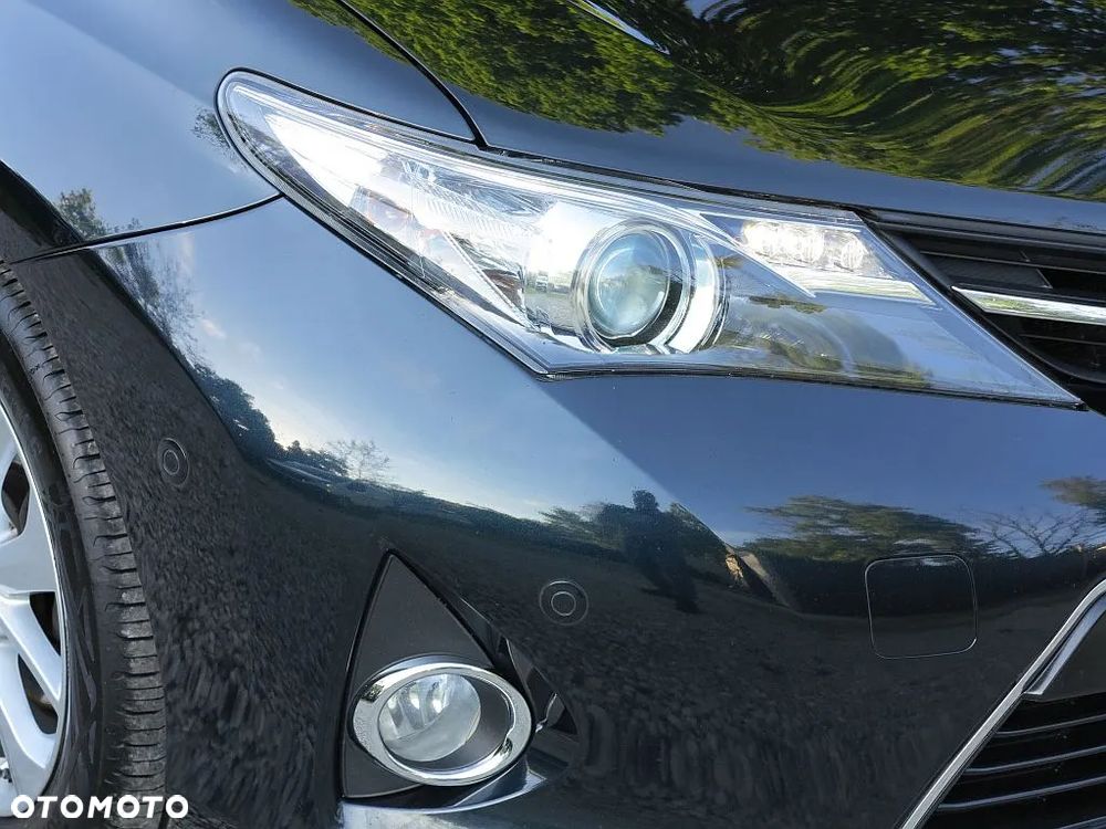 Toyota Auris 1.33 Dual-VVT-i START Edition - 28