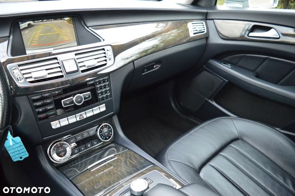 Mercedes-Benz CLS 350 CDI 4Matic 7G-TRONIC - 12