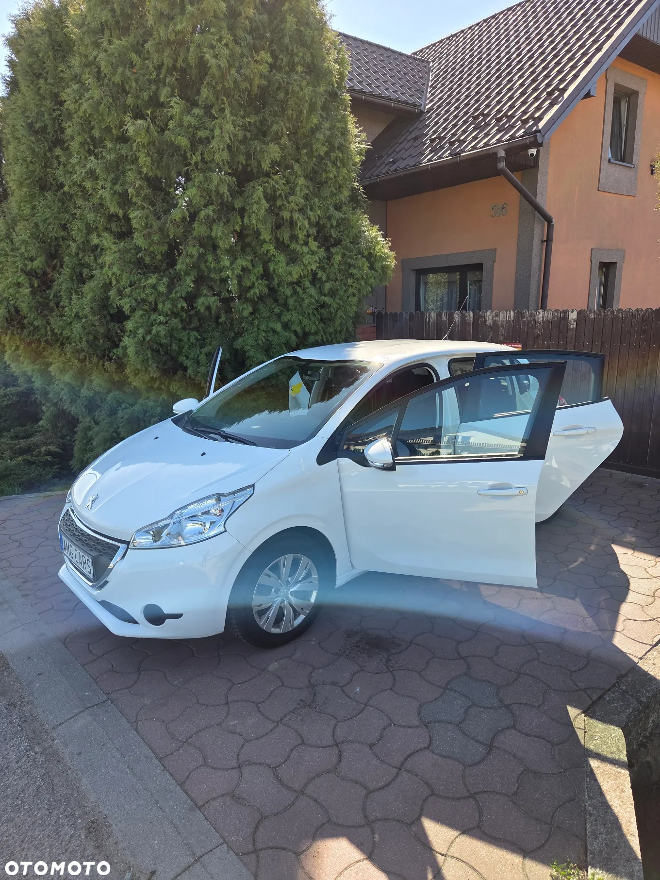 Peugeot 208 - 26