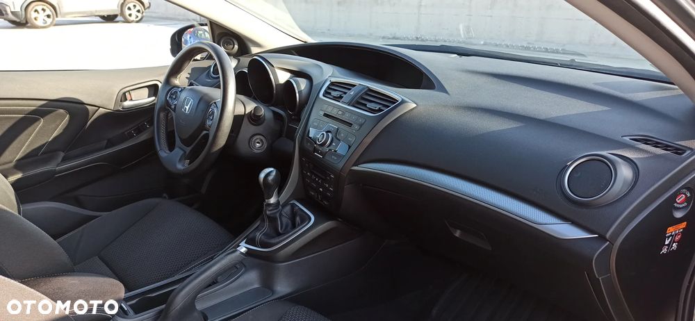 Honda Civic 1.8 Elegance (Honda Connect+) - 6