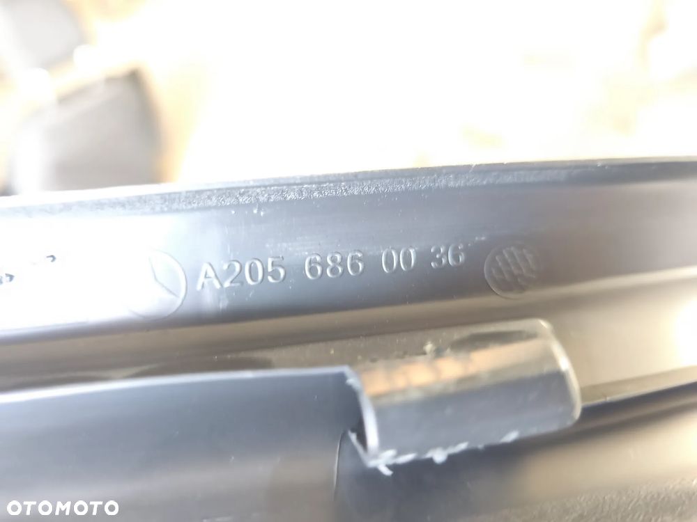 Listwa progowa lewa Mercedes-Benz c-klasa w205 a2056860036 - 4