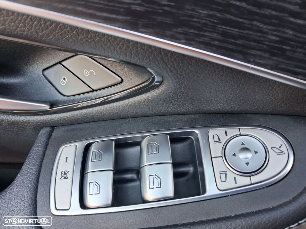 Mercedes-Benz GLC 300 e 4Matic - 42