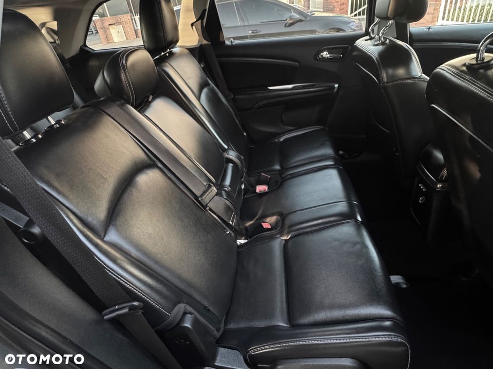 Fiat Freemont 2.0 Multijet 16V DPF Automatik Allrad Lounge - 17