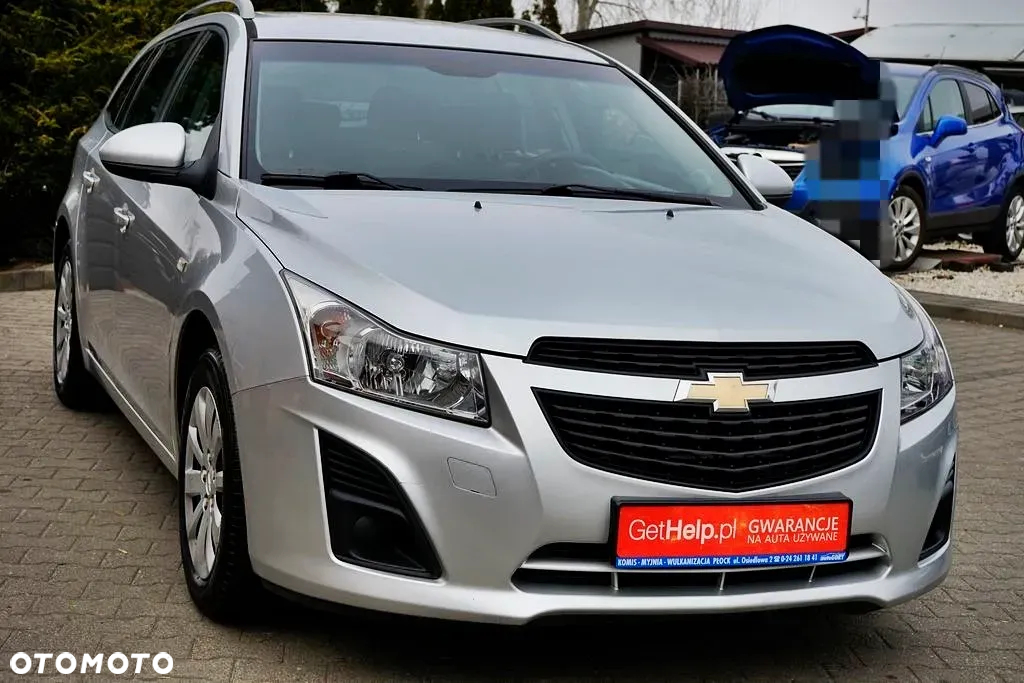 Chevrolet Cruze - 12