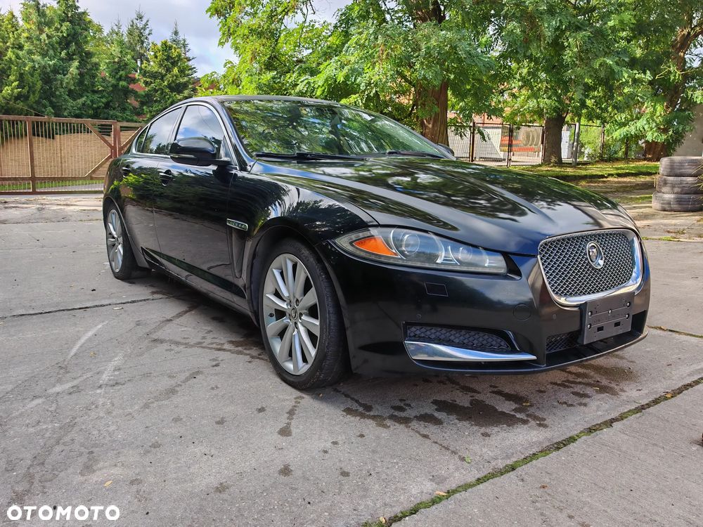 Jaguar XF - 2