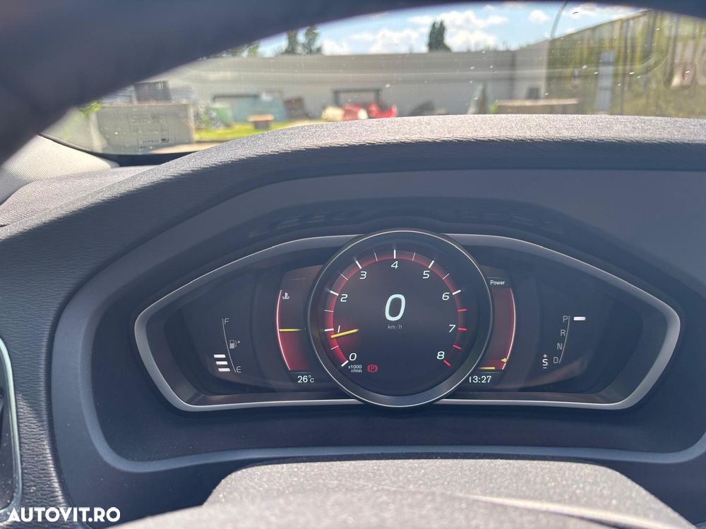 Volvo V40 T4 Powershift Momentum - 5