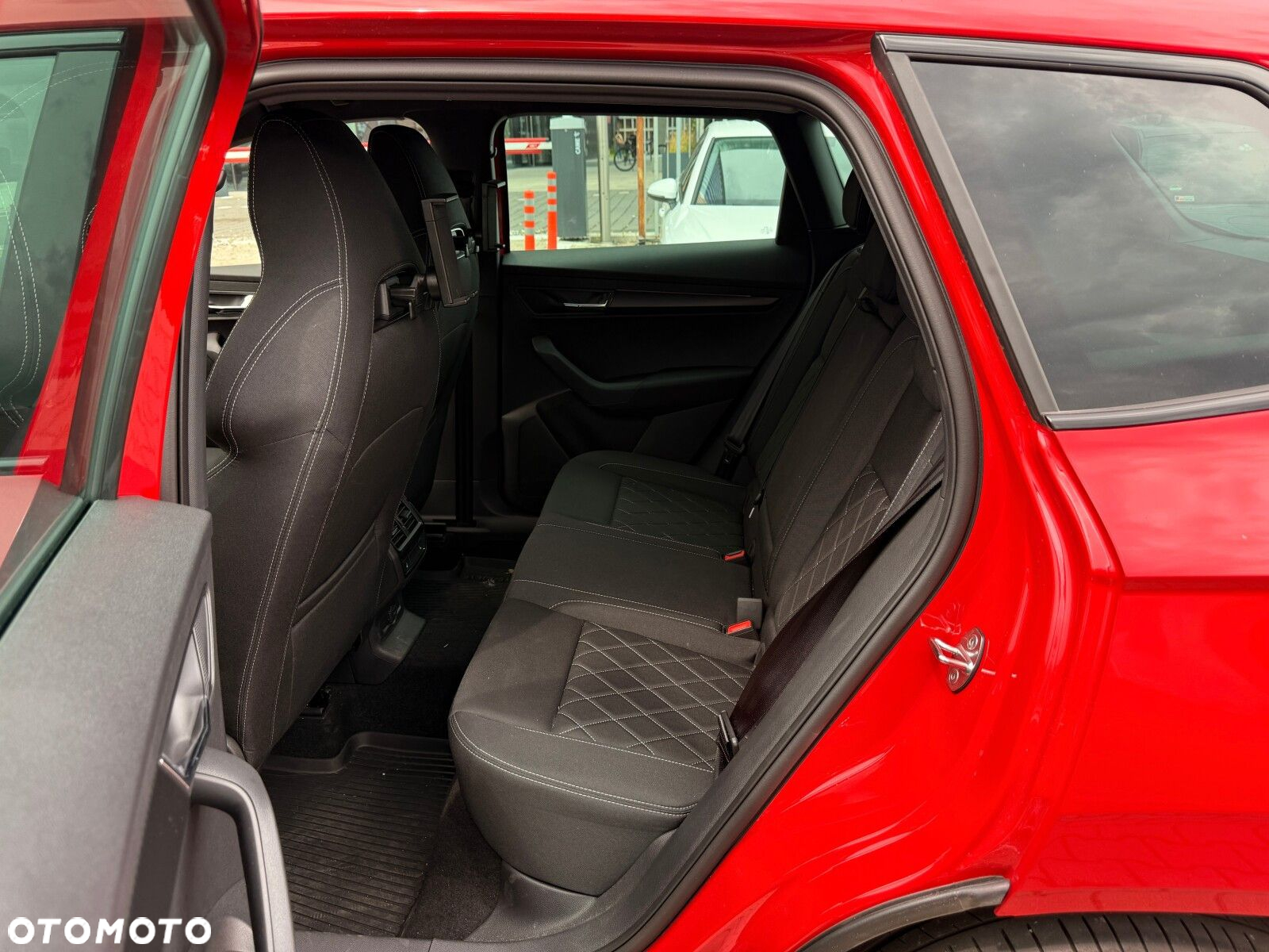 Skoda Karoq 1.5 TSI ACT Sportline DSG - 12