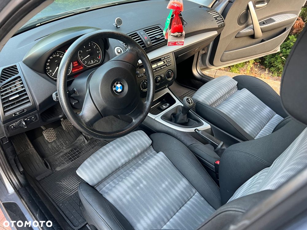 BMW Seria 1 116i - 5