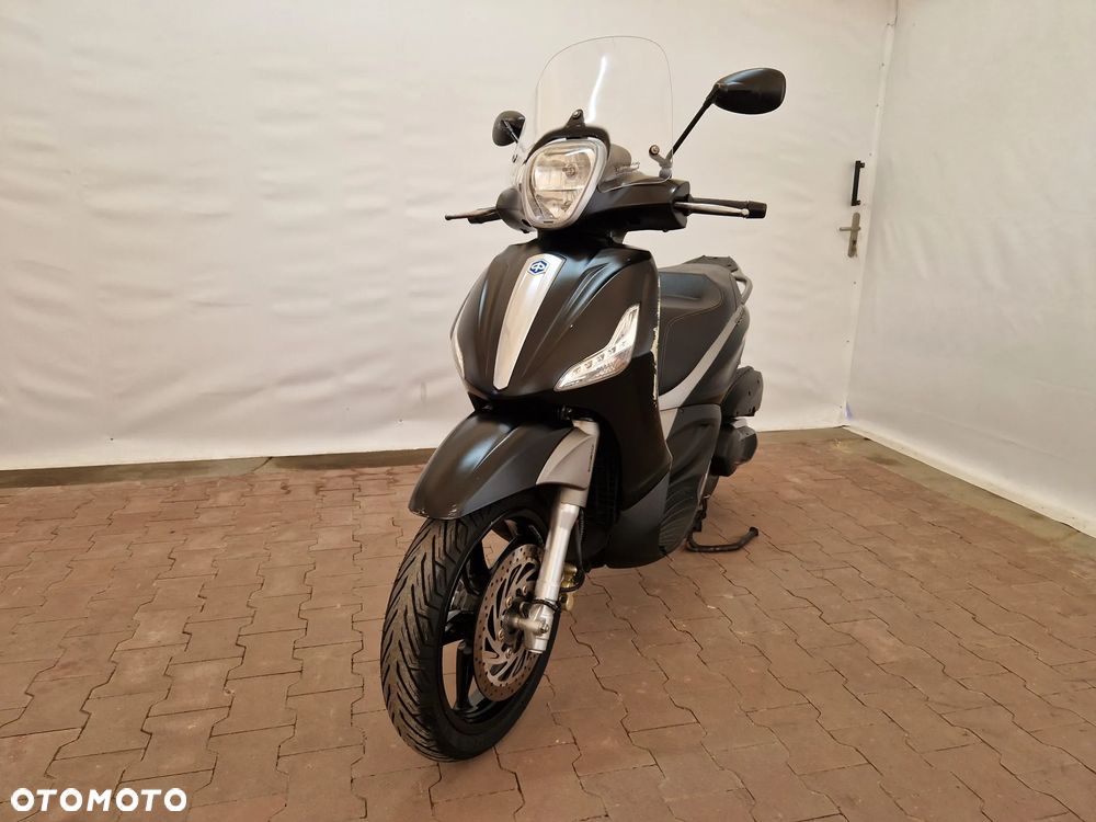 Piaggio Beverly - 2