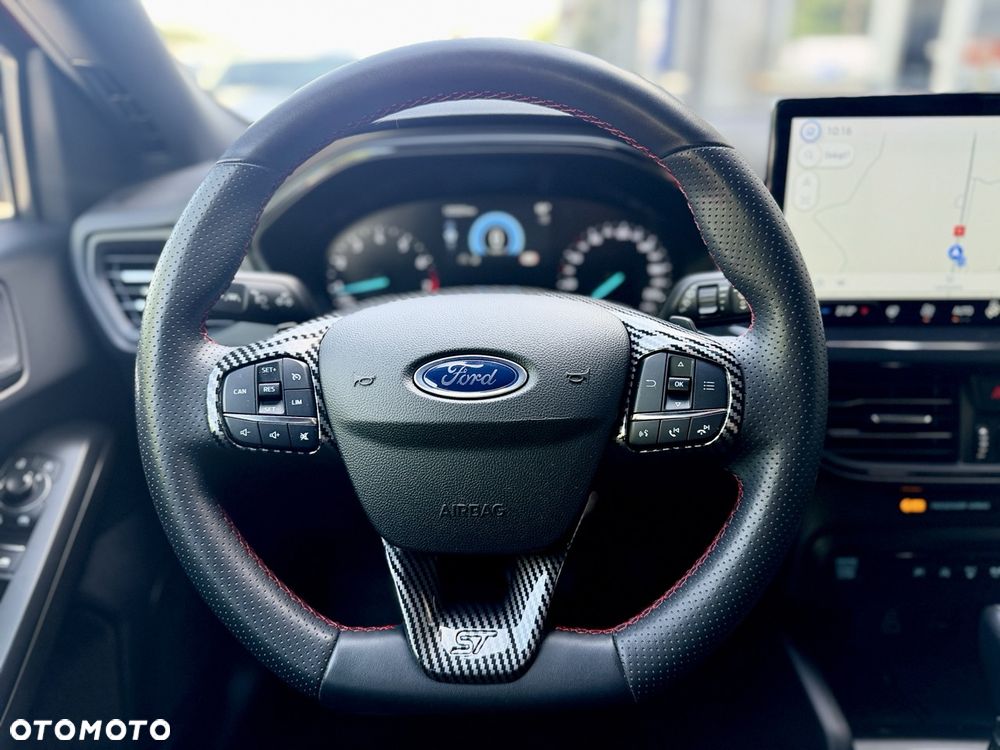 Ford Focus 1.0 EcoBoost Hybrid ST-LINE - 19