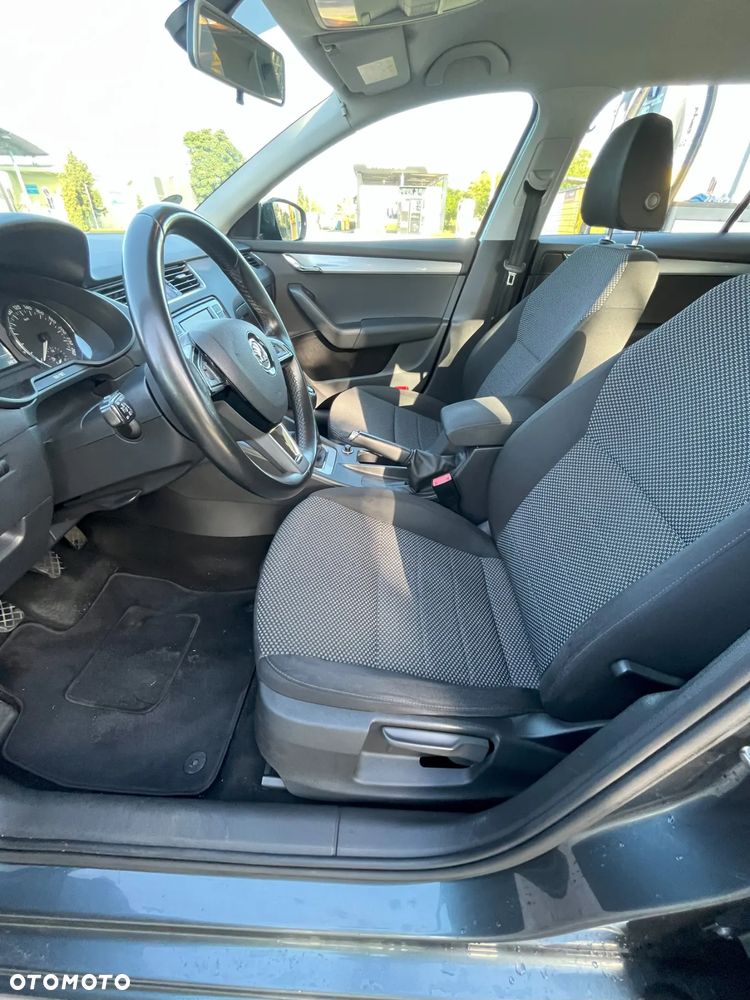 Skoda Octavia 1.6 TDI Ambition - 12