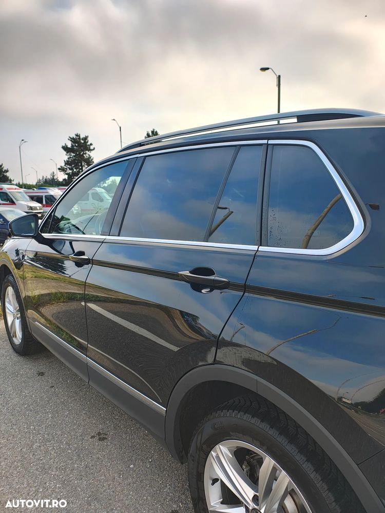 Volkswagen Tiguan 2.0 TDI SCR 4MOTION DSG Elegance - 3
