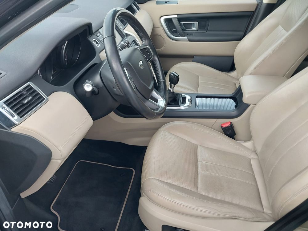 Land Rover Discovery Sport TD4 HSE - 11
