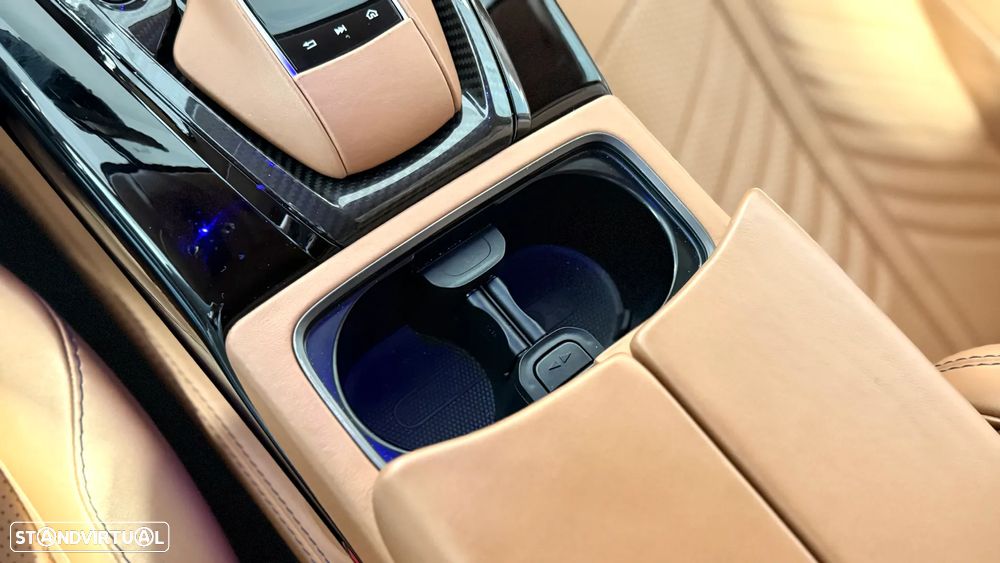 Aston Martin DBX 707 - 37