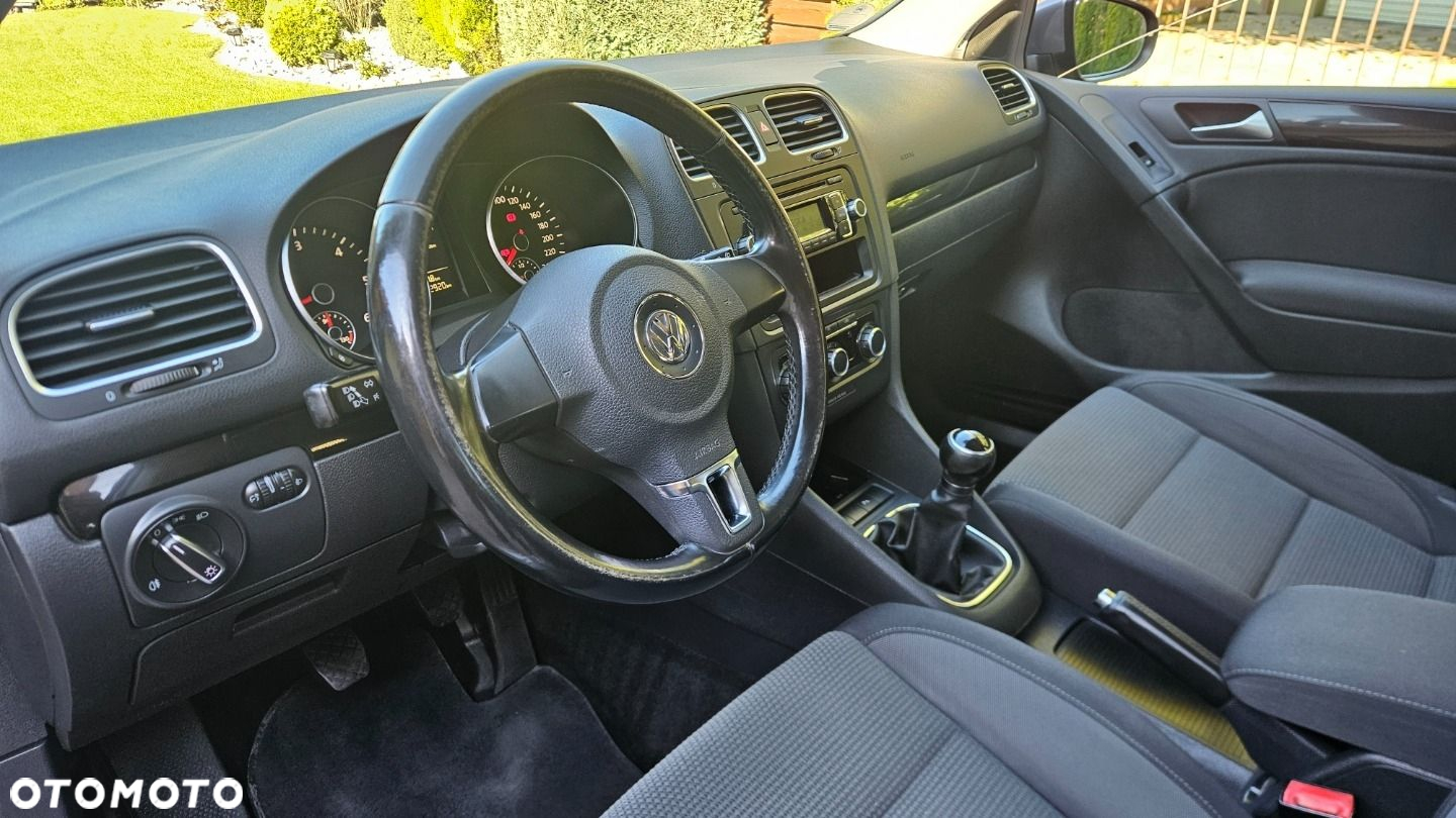 Volkswagen Golf - 13