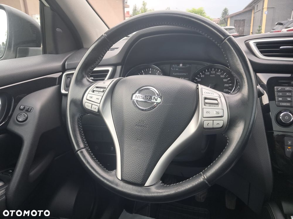 Nissan Qashqai 1.2 DIG-T Tekna+ - 19