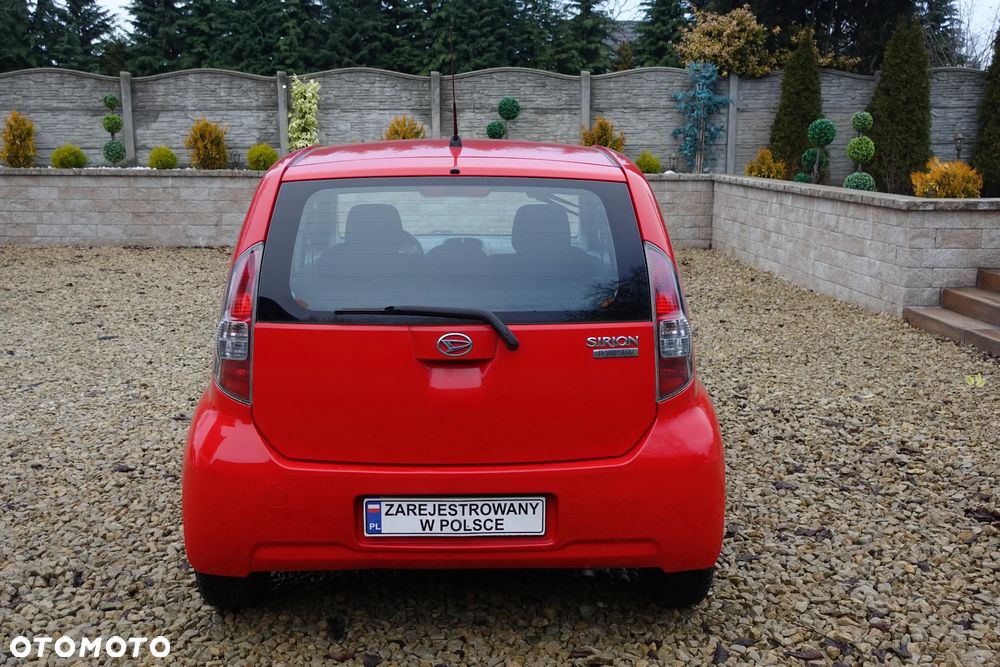 Daihatsu Sirion - 16