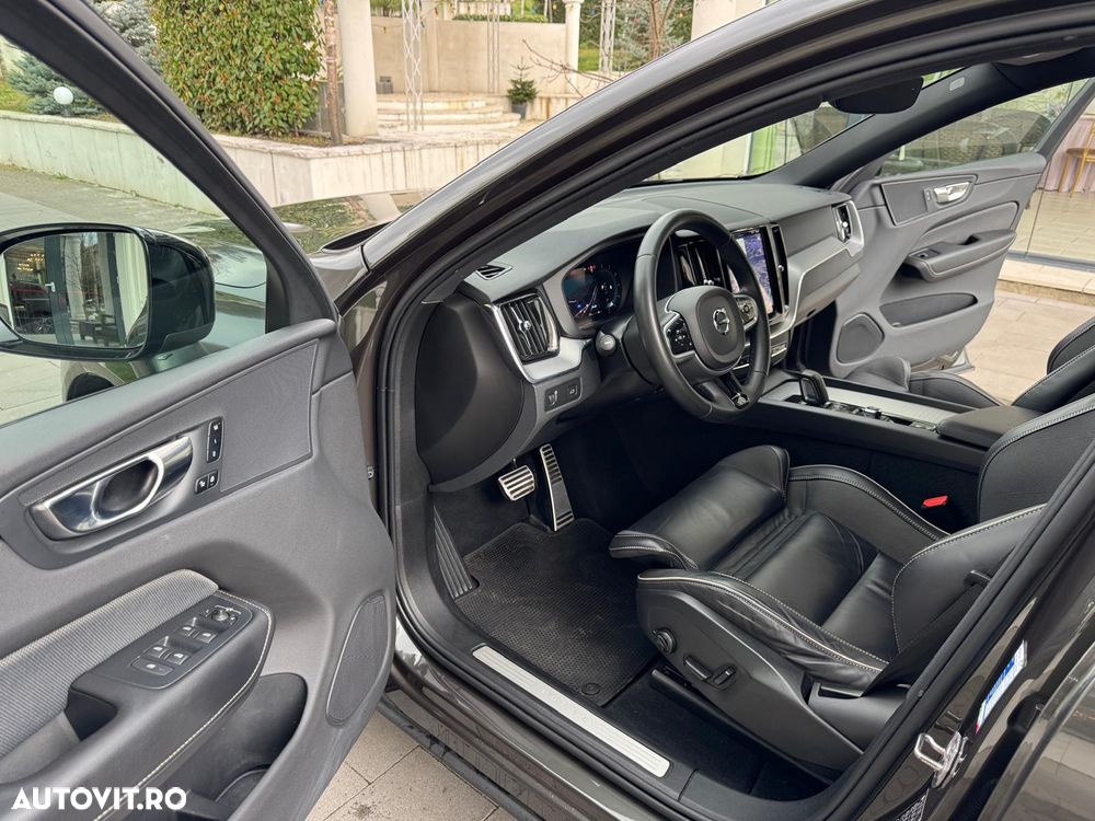 Volvo XC 60 B4 D AWD Geartronic RDesign - 11