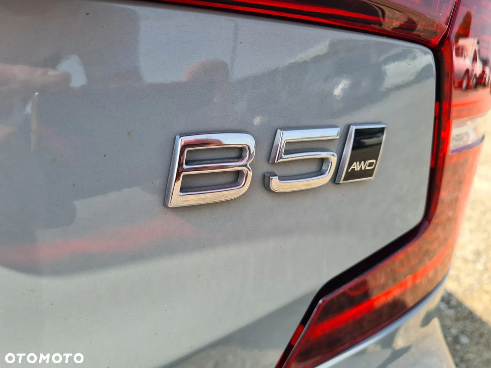 Volvo S60 B5 B AWD Plus Dark - 13