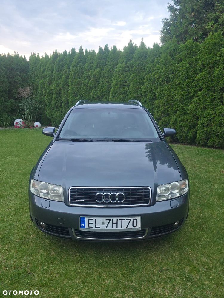 Audi A4 Avant 2003 photo 2