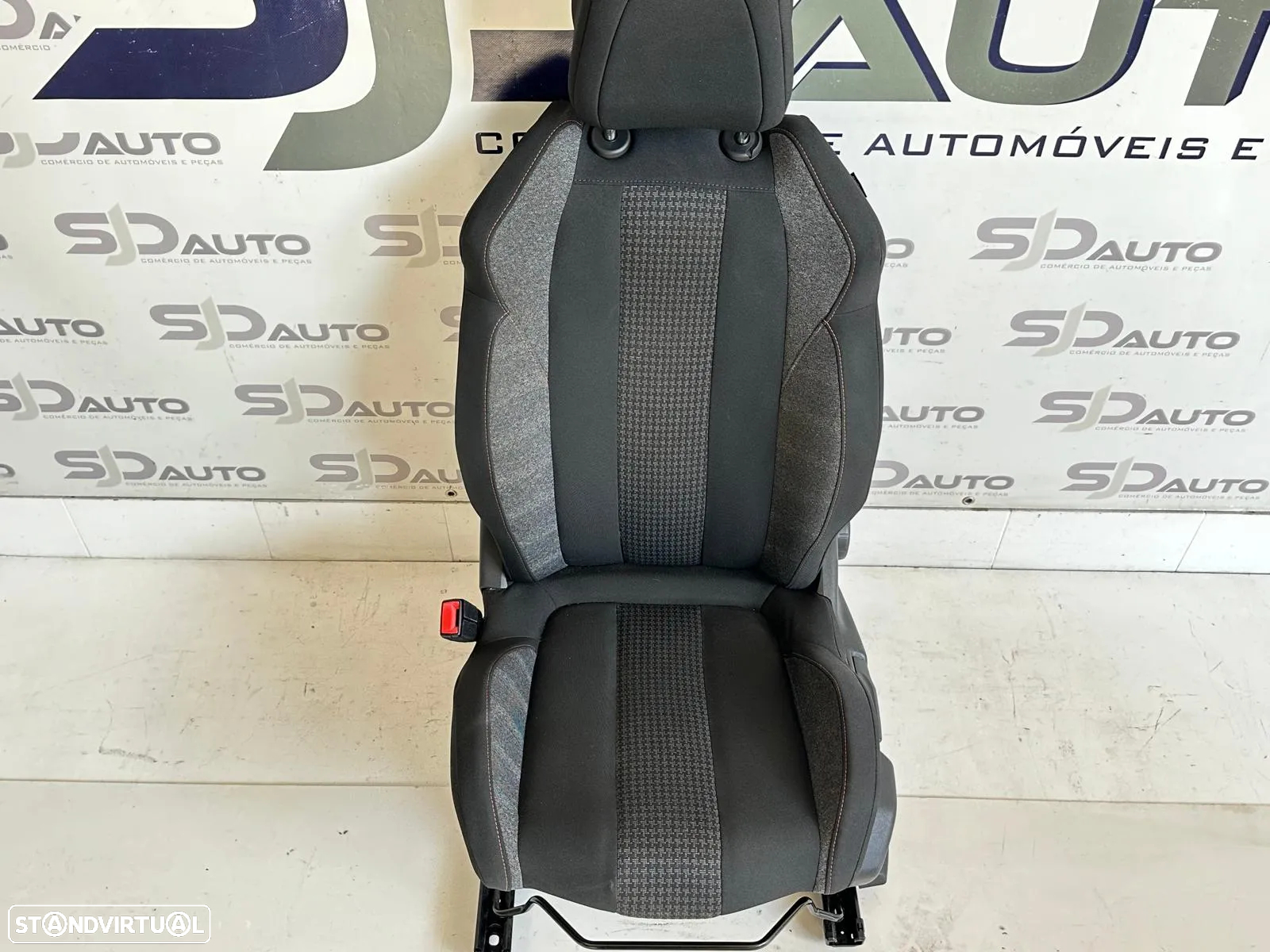 Conjunto Bancos - Peugeot 3008 II (2018) - 4