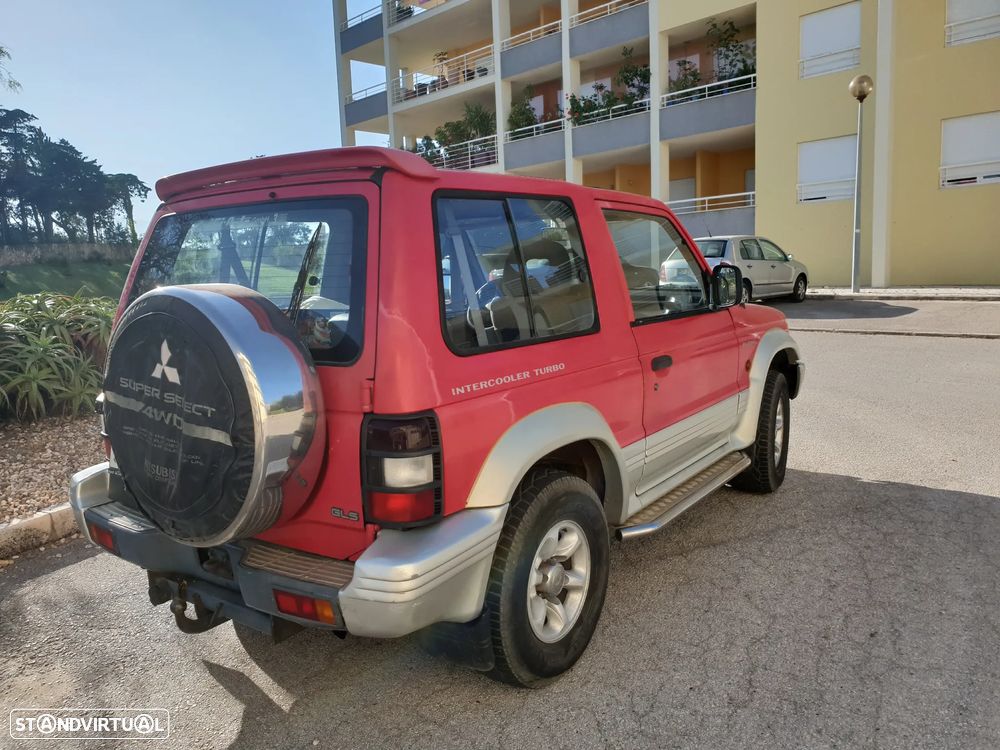 Mitsubishi Pajero 2.5 TDi GLS - 11