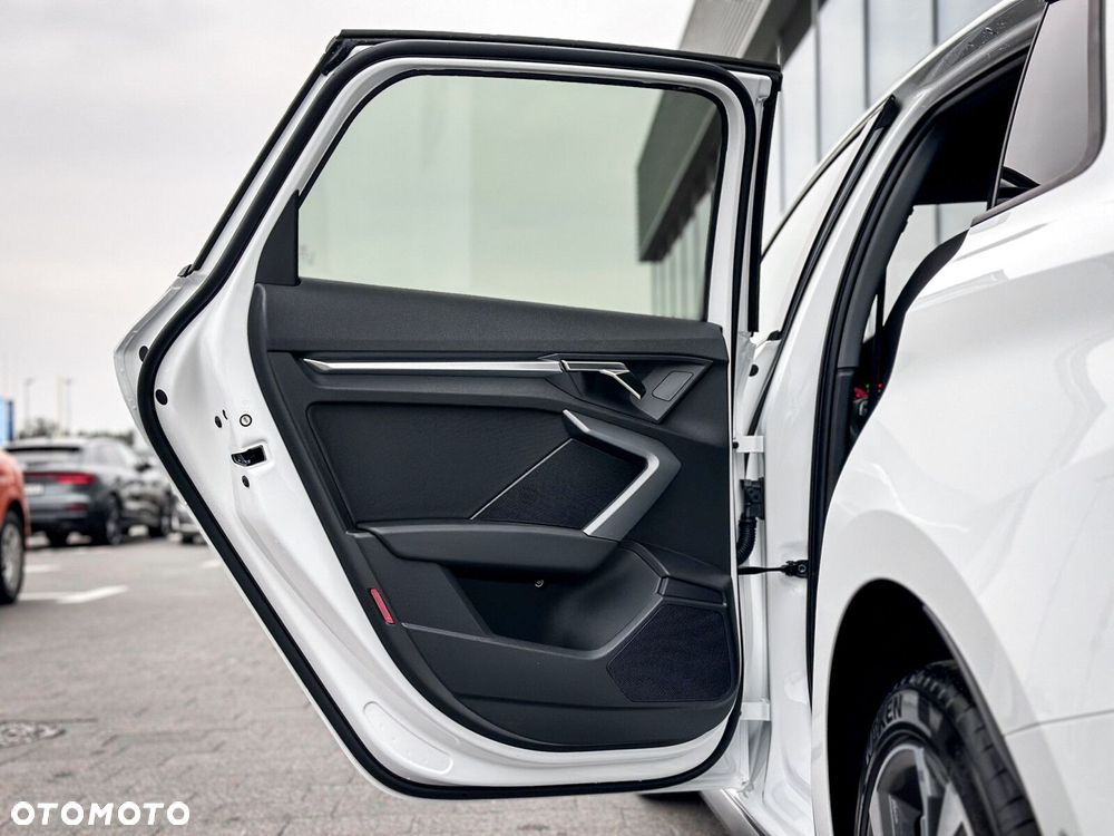 Audi A3 Sportback - 33