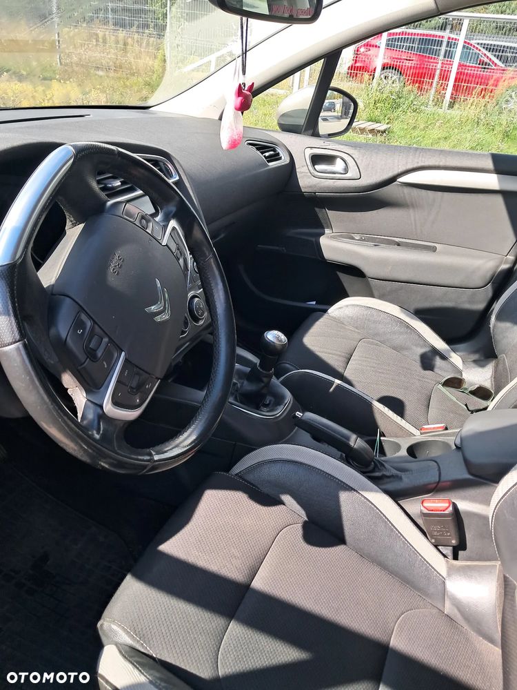 Citroën C4 1.6 VTi Exclusive - 4