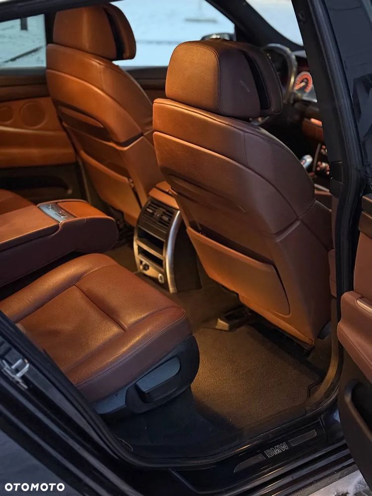 BMW 5GT 530d xDrive - 12