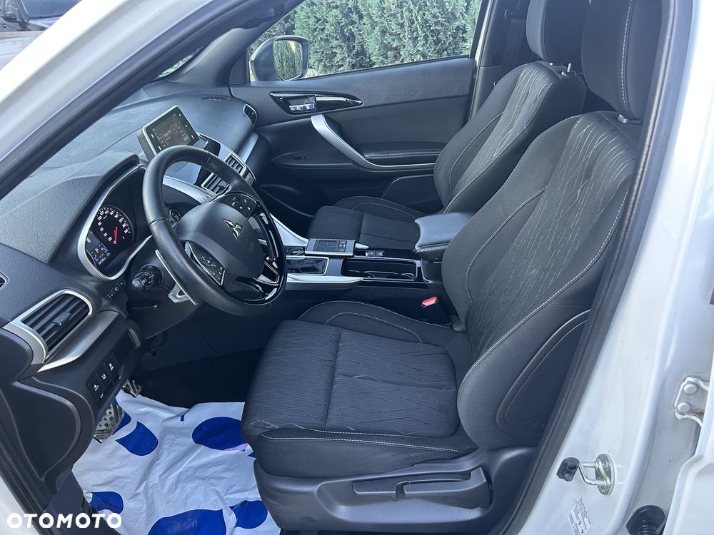 Mitsubishi Eclipse Cross 1.5 T-MIVEC CVT 2WD Connect - 9