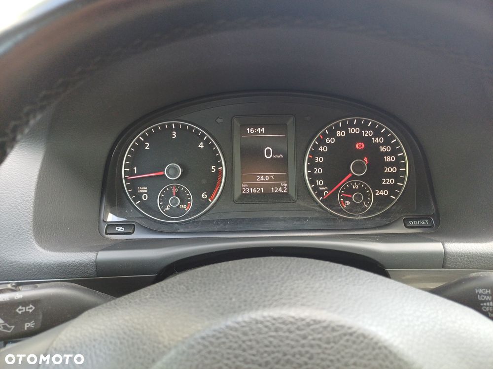 Volkswagen Touran - 6