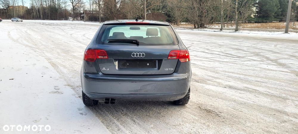Audi A3 Sportback - 7