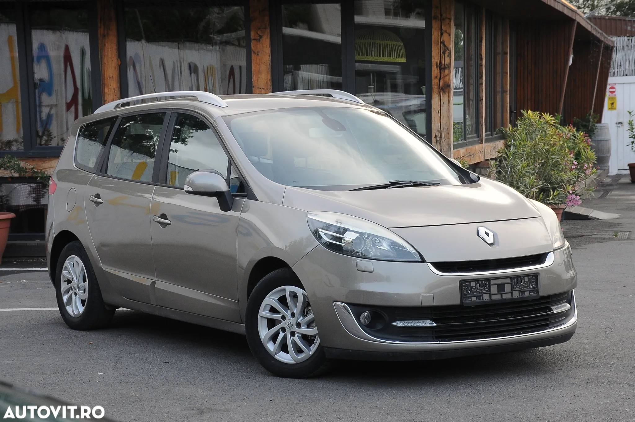 Renault Scenic ENERGY dCi 110 S&S Dynamique - 2