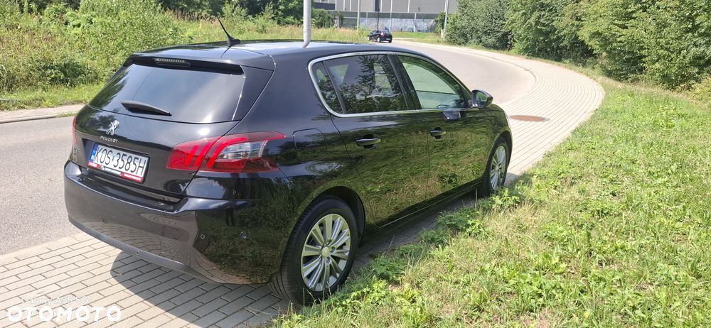 Peugeot 308 1.2 PureTech GPF Allure S&S EAT8 - 4