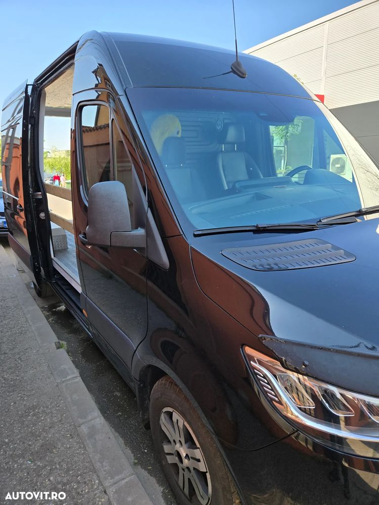 Mercedes-Benz Sprinter - 15