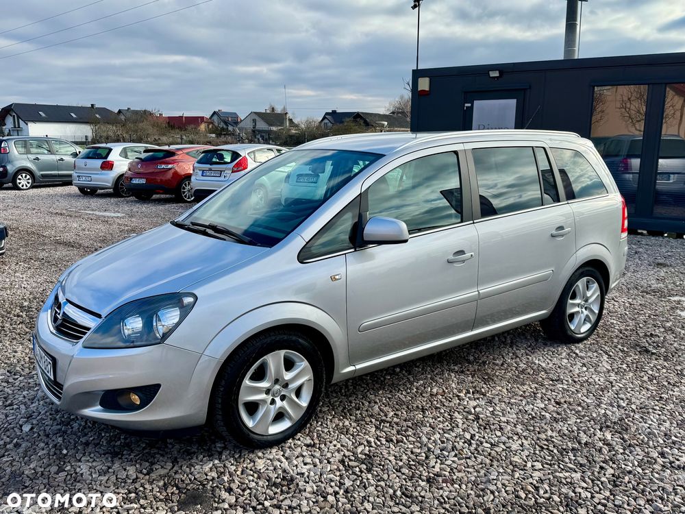 Opel Zafira - 3