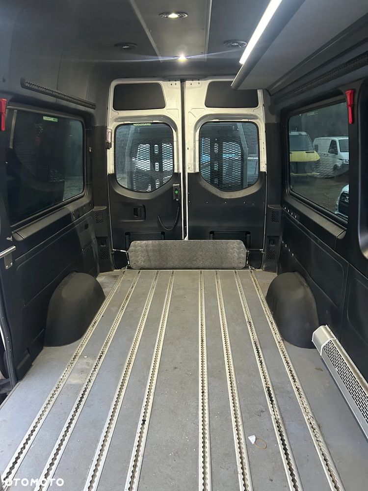 Mercedes-Benz Sprinter BUS 9-osobowy automat - 20