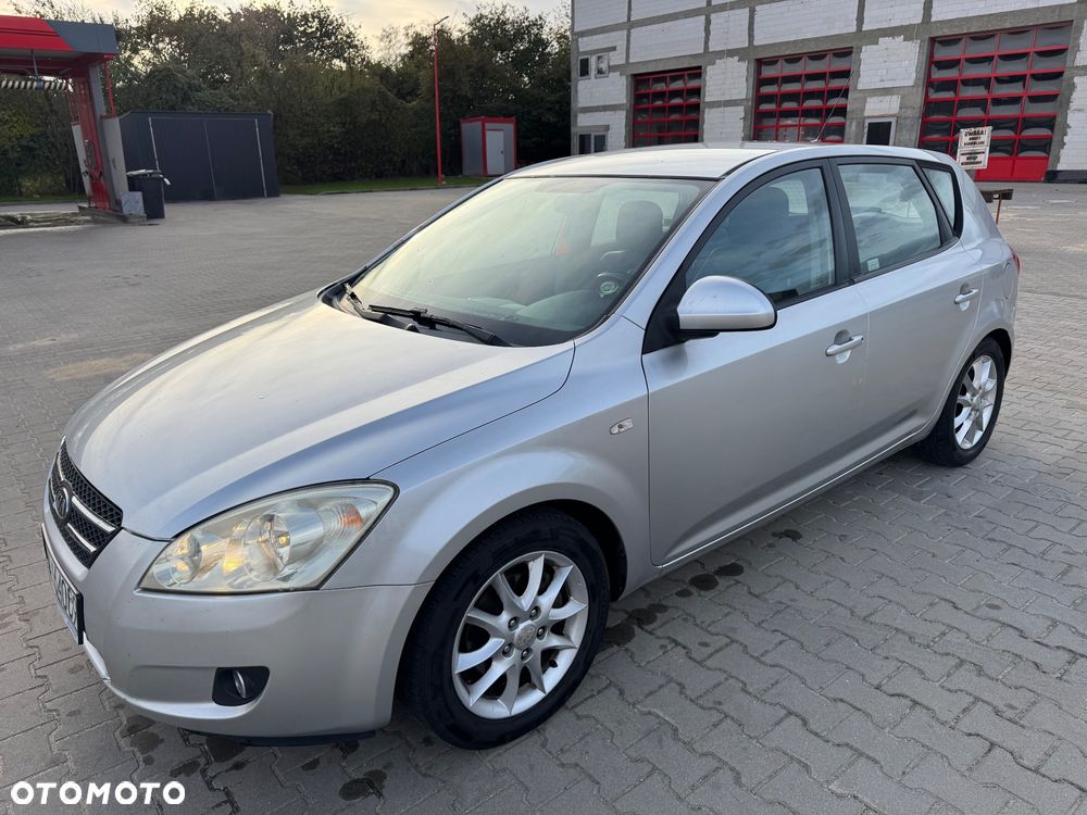 Kia Ceed 1.6 Comfort - 2