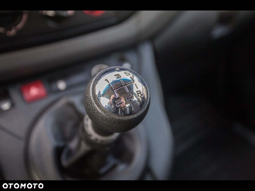 Peugeot Partner - 15