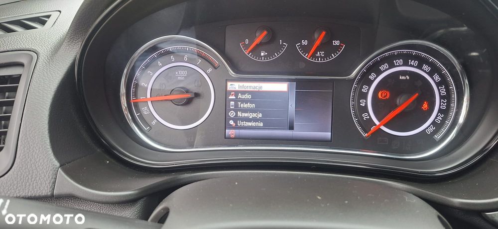 Opel Insignia 1.4 T Cosmo S&S - 14