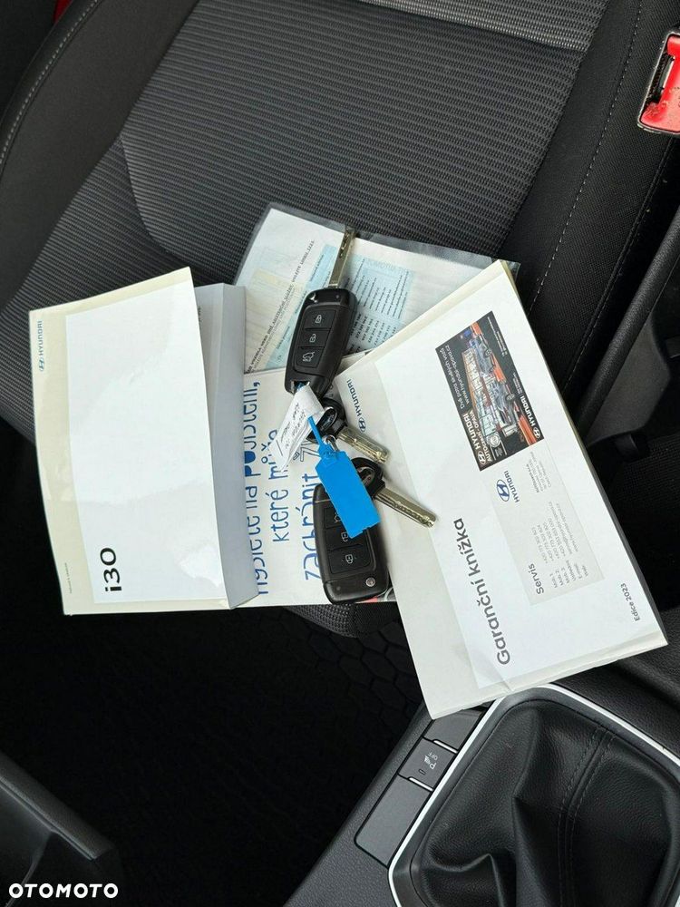 Hyundai i30 1.5 DPI Comfort - 27