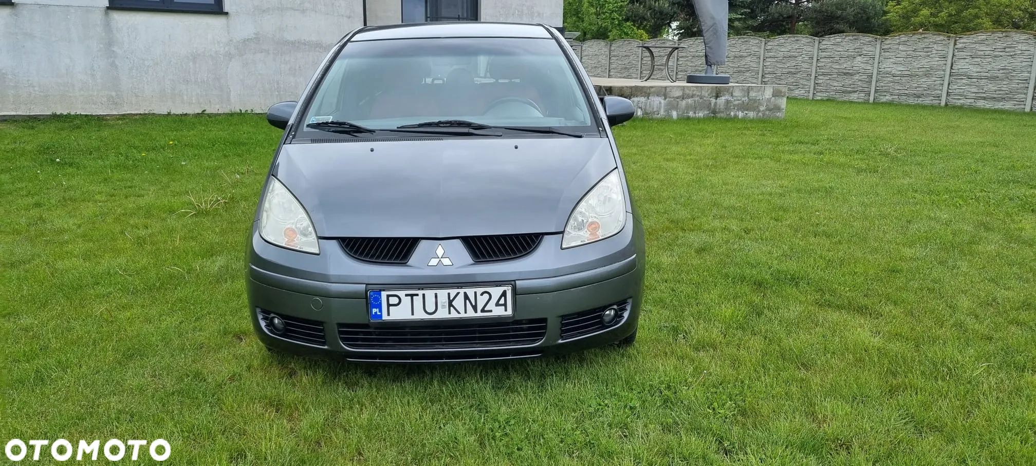 Mitsubishi Colt - 1