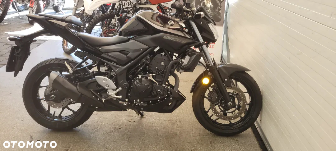 Yamaha MT - 32