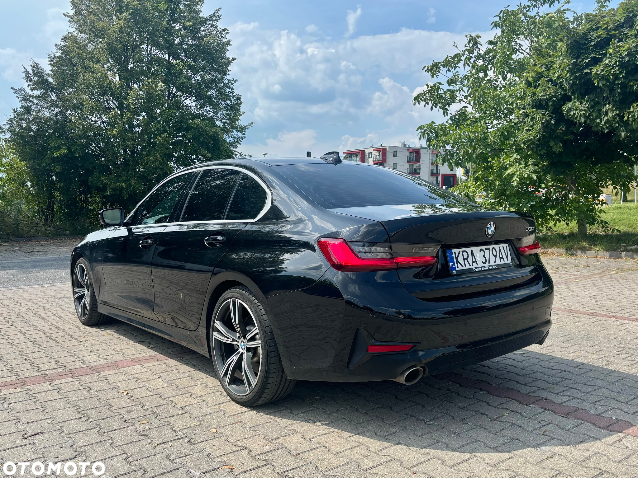BMW Seria 3 330i - 2