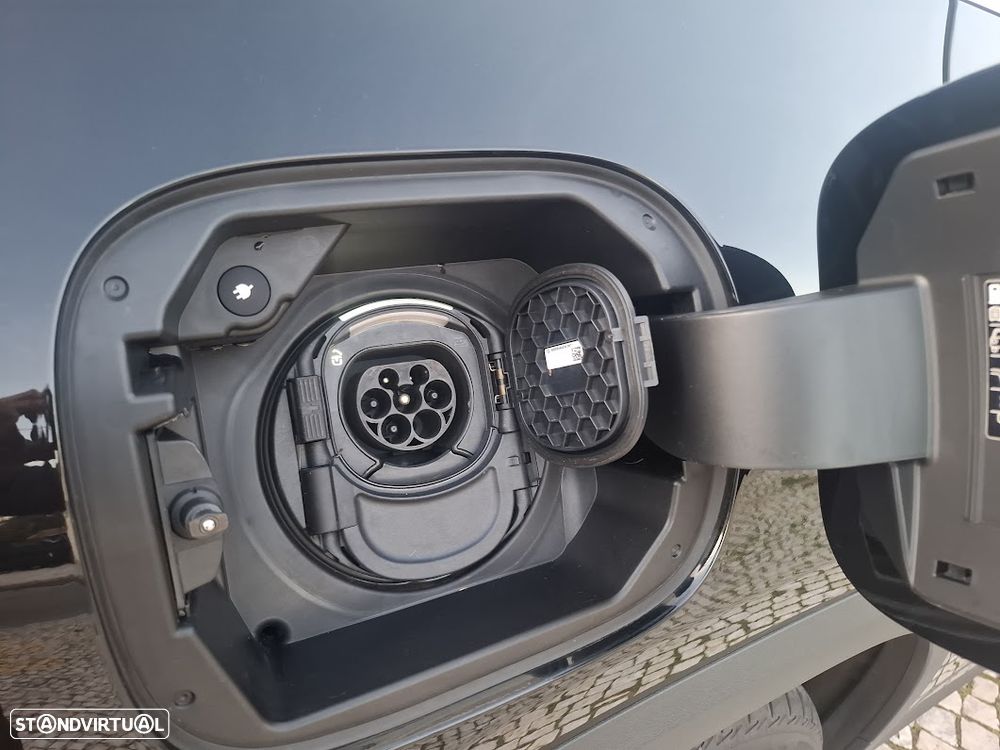 Mercedes-Benz GLA 250 e 8G-DCT AMG Line - 55