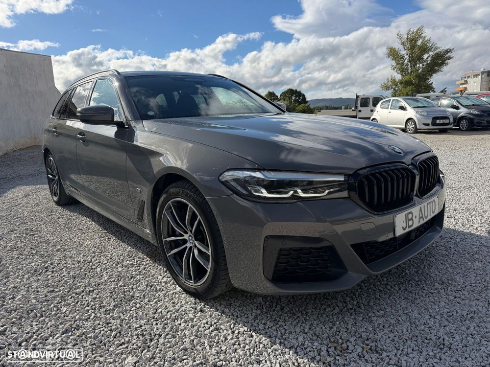BMW 530 e Pack Desportivo M - 3