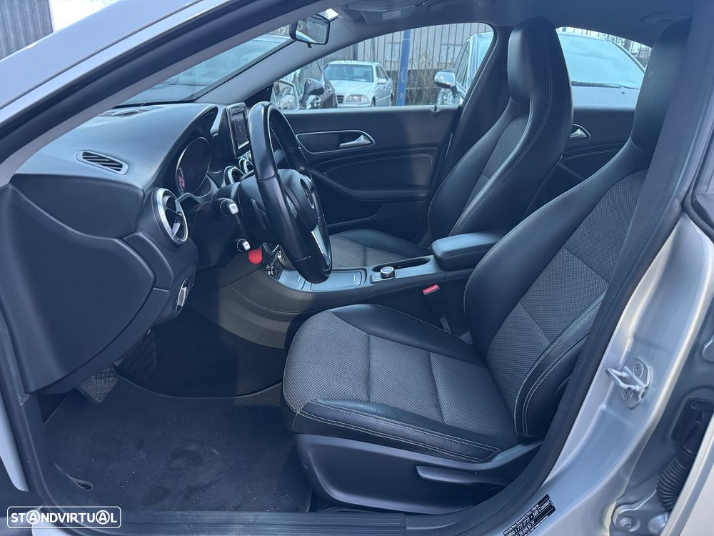 Mercedes-Benz CLA 220 d 7G-DCT Urban - 8